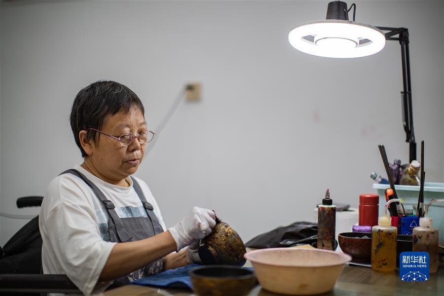 银钻娱乐是现场直播